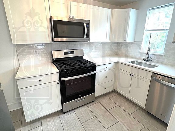 5th image of 209 Mira Ave