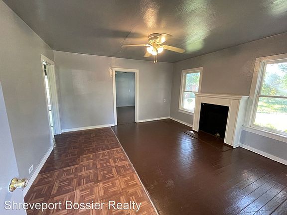 3rd image of 3015 Catherine St