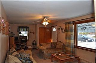 3rd image of 1136 Gray Ave