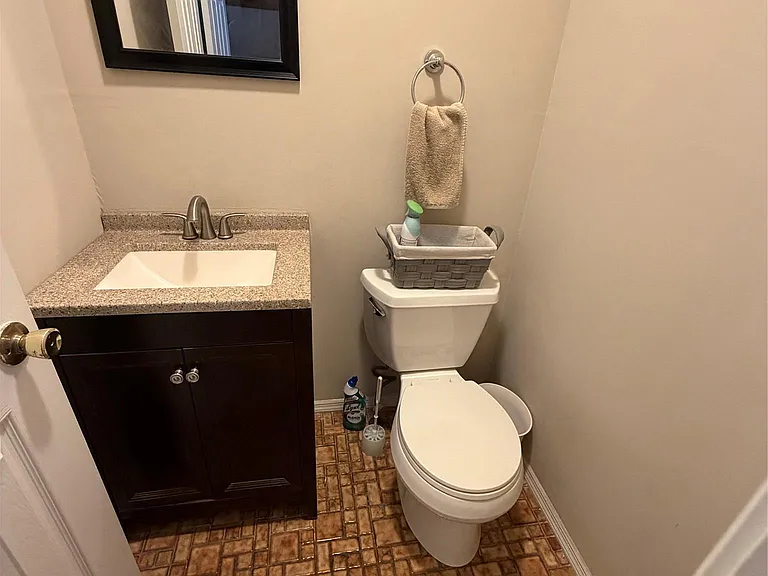 23 Hawthorn Ct — Photo 7