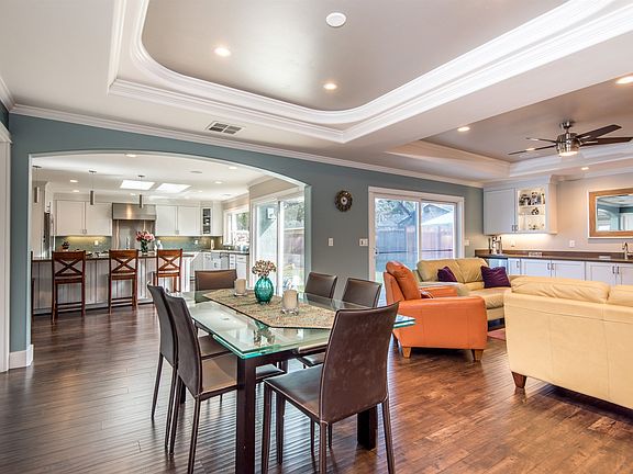 5th image of 2256 Sunny Vista Dr