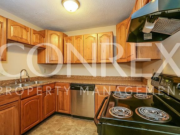 5th image of 6220 Old Mill Dr