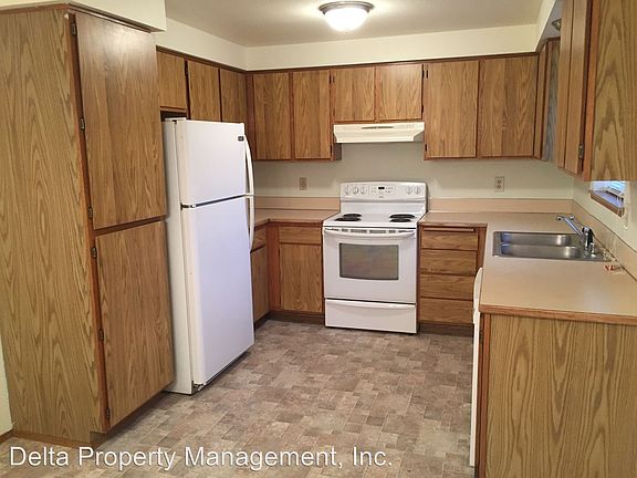 2nd image of 5209 61st St NE Unit A