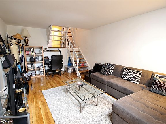 2nd image of 155 E 23rd St APT 311