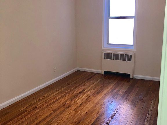 5th image of 2600 Ocean Ave
