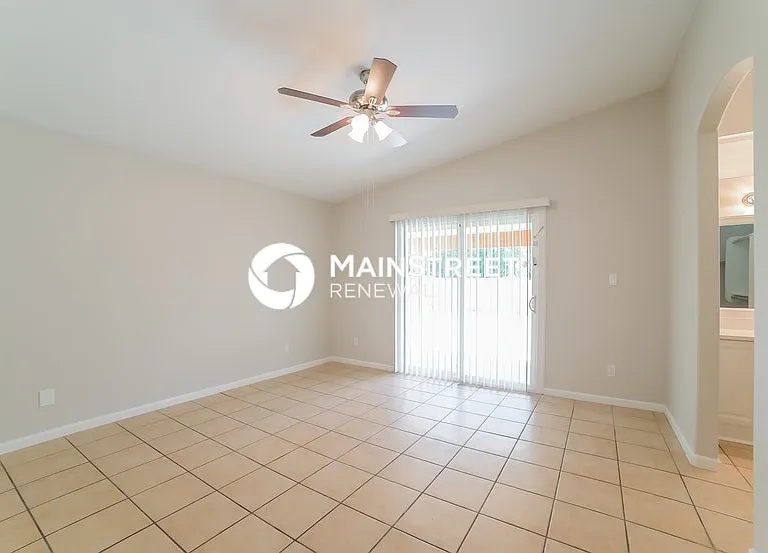 9017 W Cambridge Ave — Photo 10