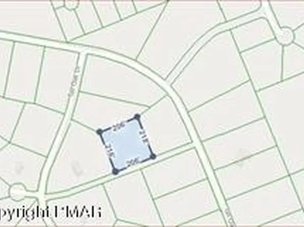 31 Cherry Leaf Ln, Pocono Lake, PA 18347