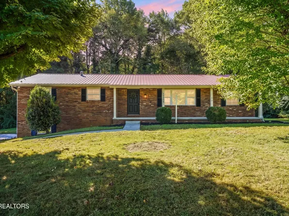 10604 Pinedale Dr, Knoxville, TN 37922