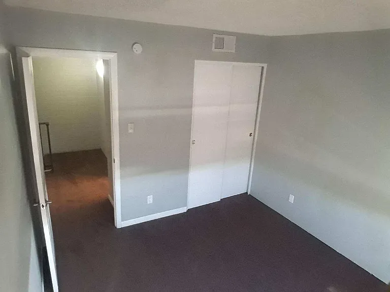 4617 E Jones Ave — Photo 5