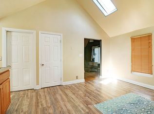 1392 Holmes Rd, Ypsilanti, MI 48198