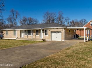 1309 Cherry Hill Ct, Louisville, KY 40229