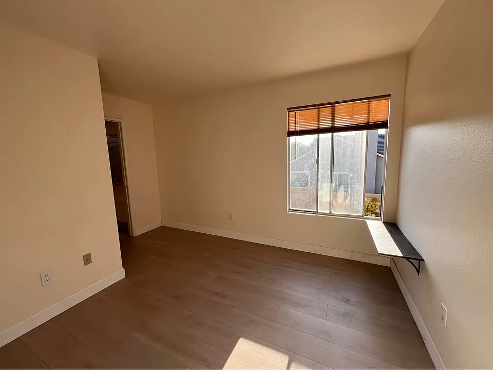 2 bed, 1580 sqft, $750 — Photo 2