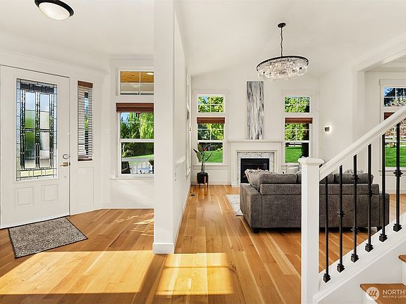 4th image of 17126 53rd Street SE