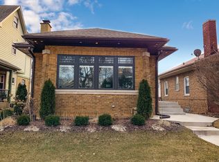 6152 N Newburg Ave, Chicago, IL