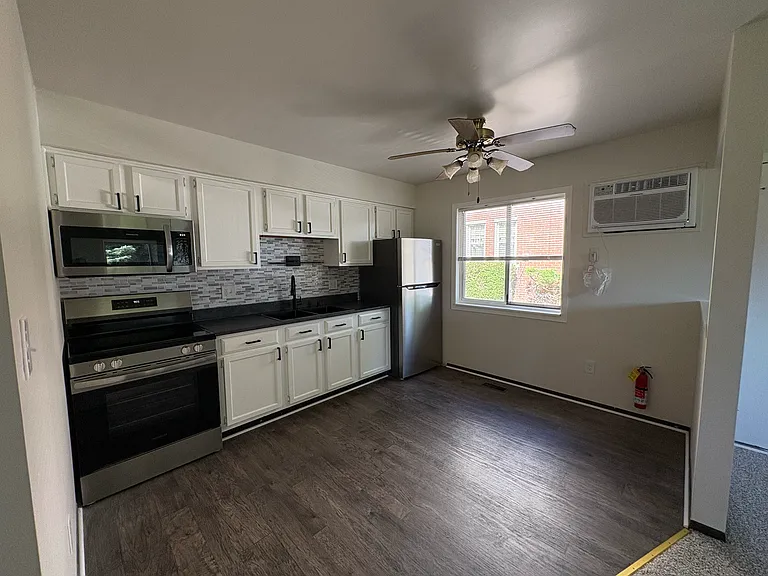 1834 Mill St #1834B — Photo 7