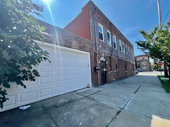 3628 Bronxwood Avenue image 1 of 14