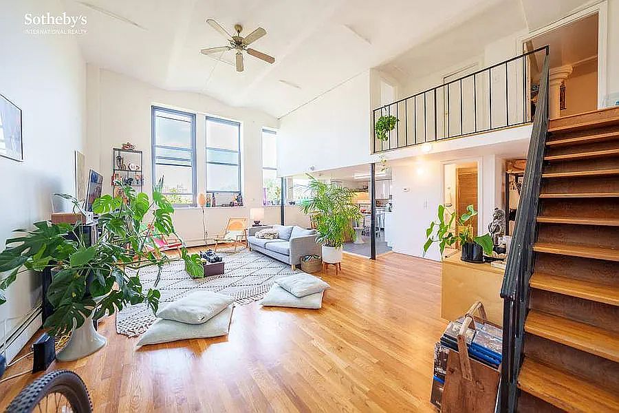 1st image of 305 E 108th St APT 5F