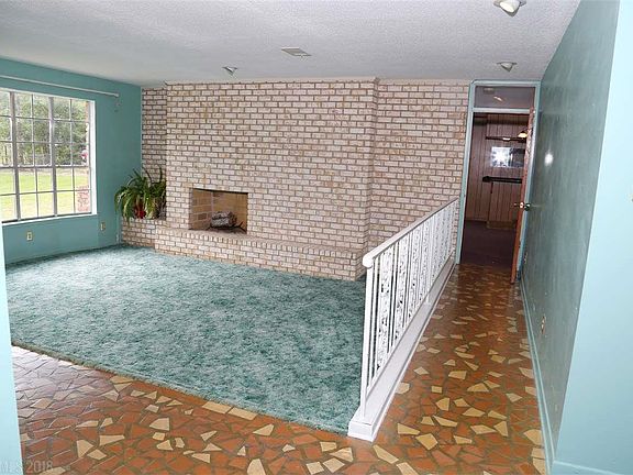 3rd image of 6492 Mauvilla Dr W