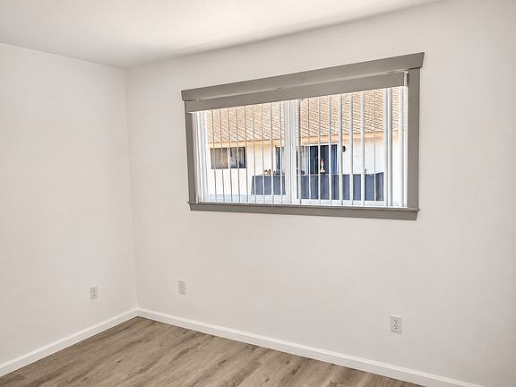3rd image of 16942 Lilac Ln #3