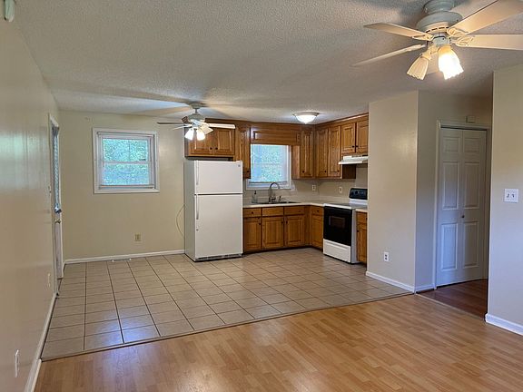 5th image of 2062 Vance St