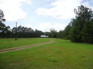 265 Lakeview Rd, Vidor, TX 77662