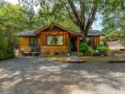 2906 Demaray Dr, Grants Pass, OR, 97527