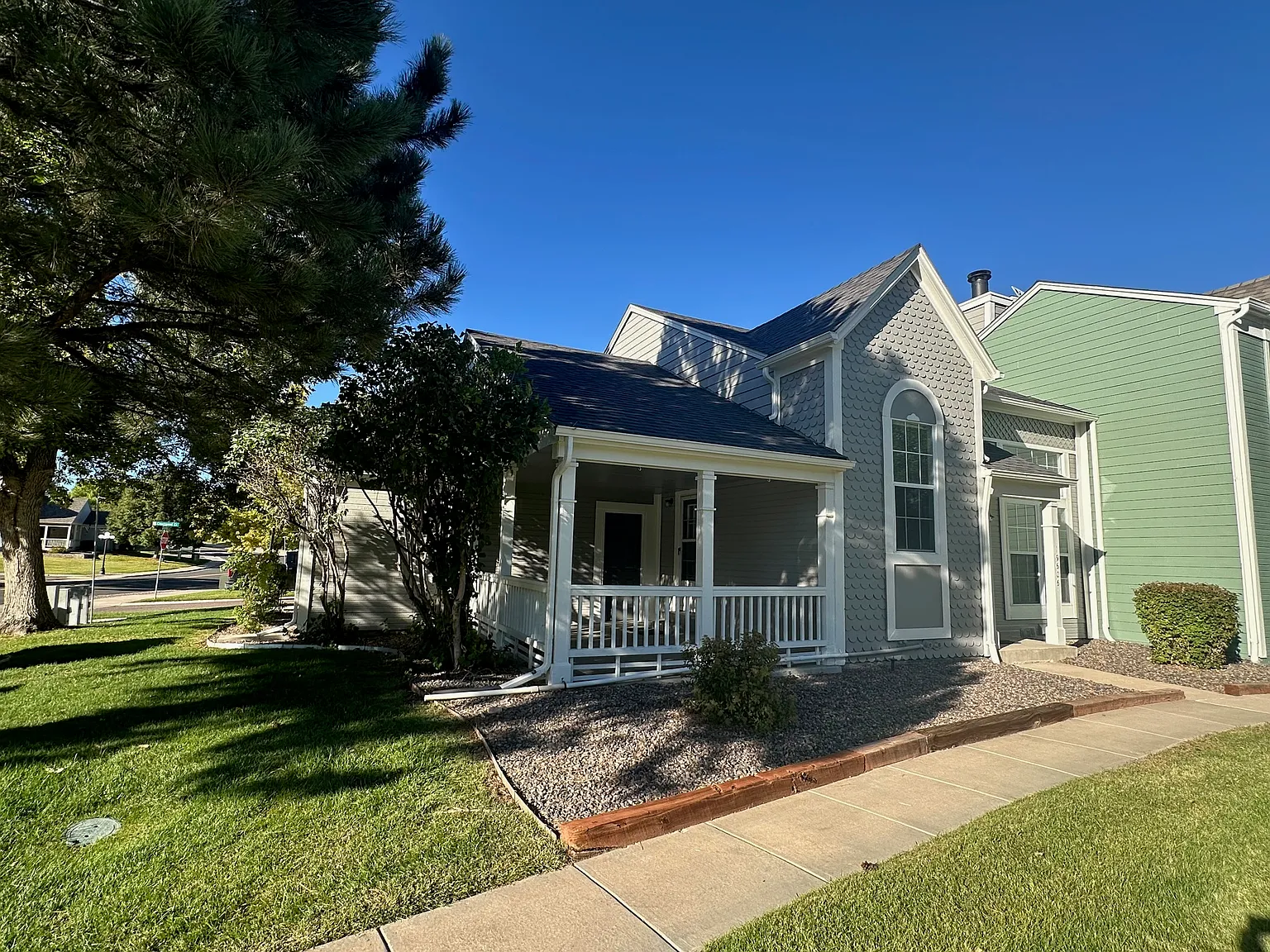 2 bed, 1648 sqft, $2,450 — Photo 3