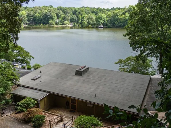 138 Cardinal Dr, Roswell, GA 30075