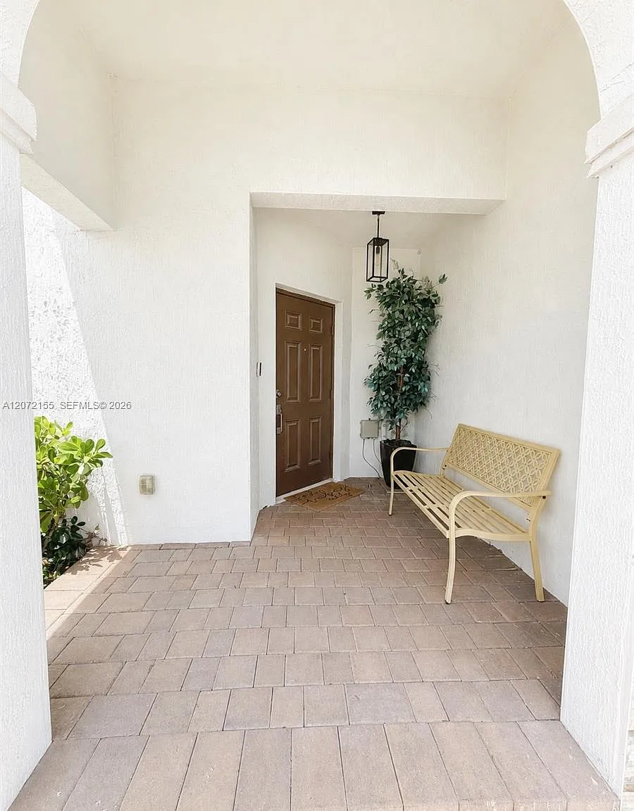 Enclave South Phase 2 — Photo 4