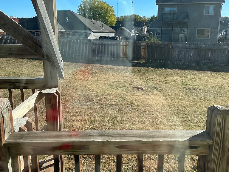 1027 Dakota Ln — Photo 9