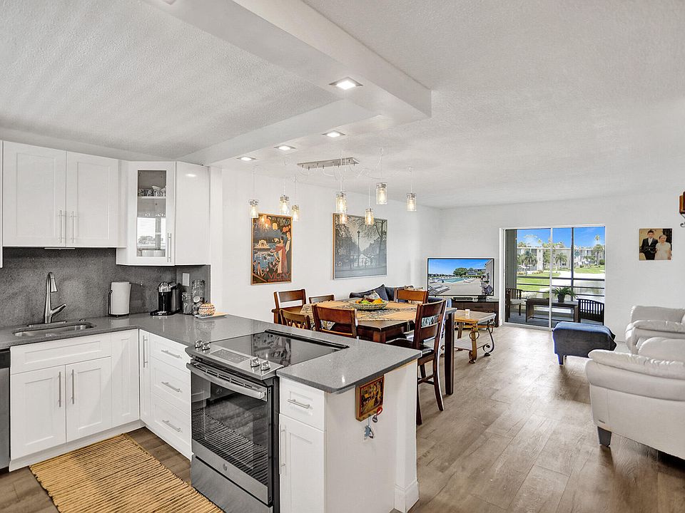 1st image of 2724 N Garden Drive #308