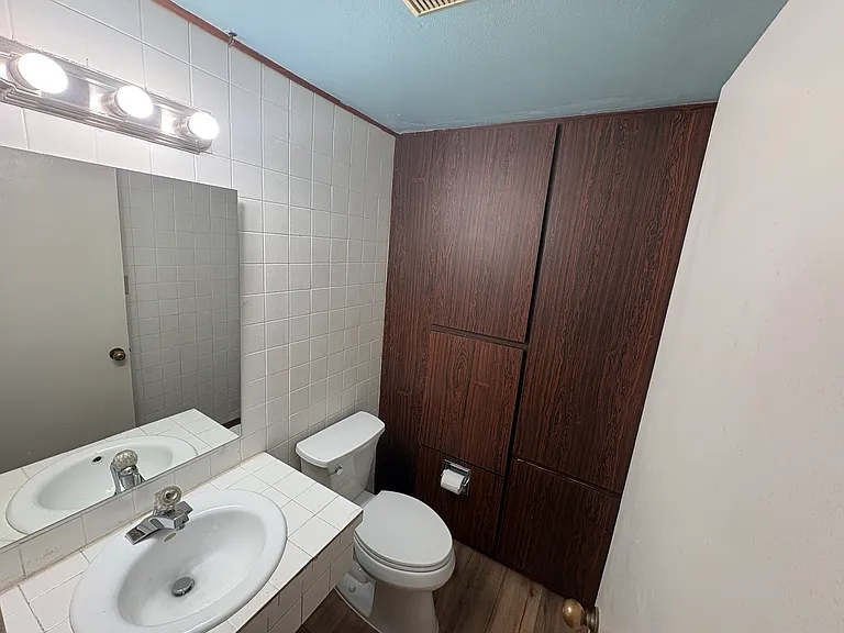 535 N Adams Ave — Photo 7