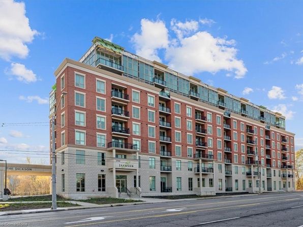 2750 King St E #704, Hamilton, ON L8G 0B8