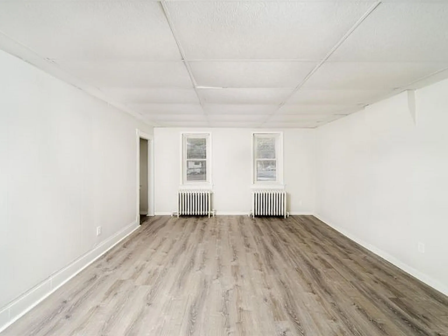 169 Hutton St — Photo 4