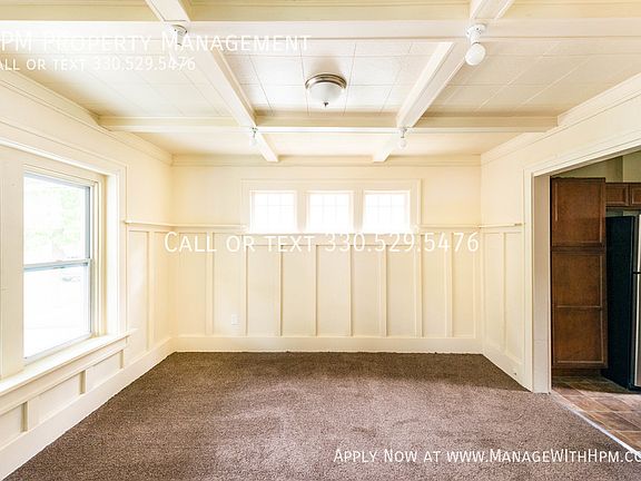 5th image of 152 Hollinger Ave