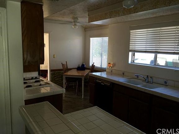 3rd image of 10626 Avonbury Ave