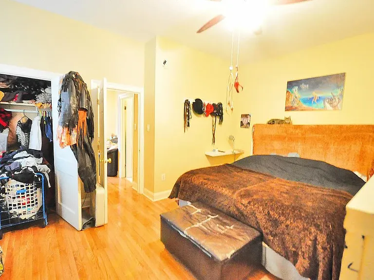 2198 E Huntingdon St #1 — Photo 3