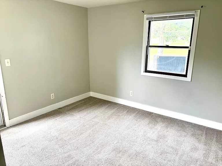 4028 N Illinois Ave #4 — Photo 5