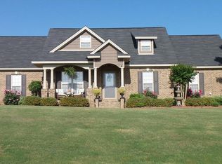 607 River Birch Dr, Prattville, AL 36067
