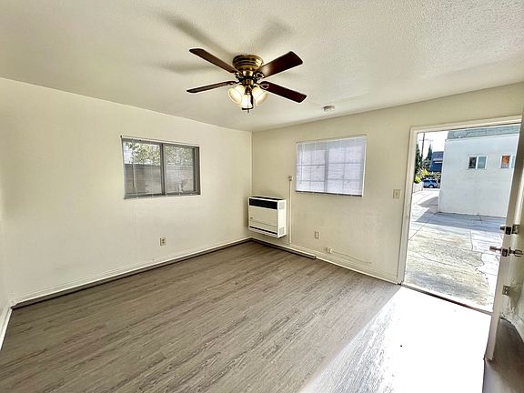2nd image of 242-246 W 13th St #242-1/2
