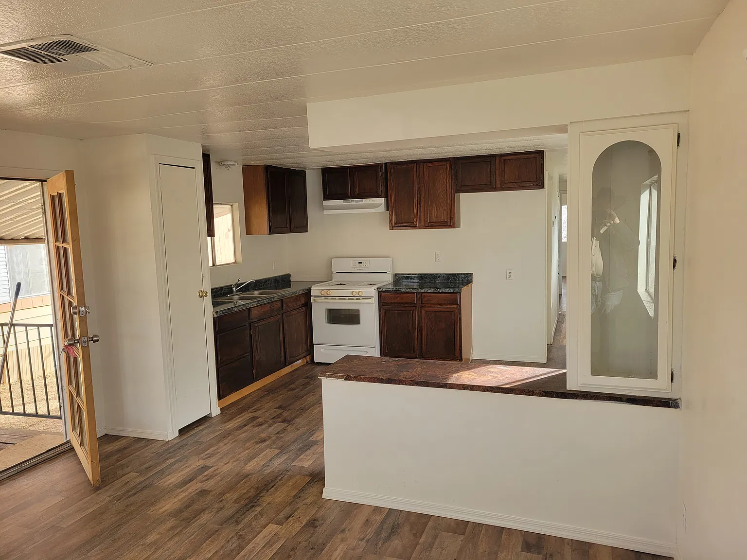 2 bed, 800 sqft, $795 — Photo 4