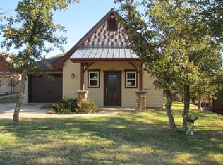 127 Granite Ridge Cir, Medicine Park, OK 73557