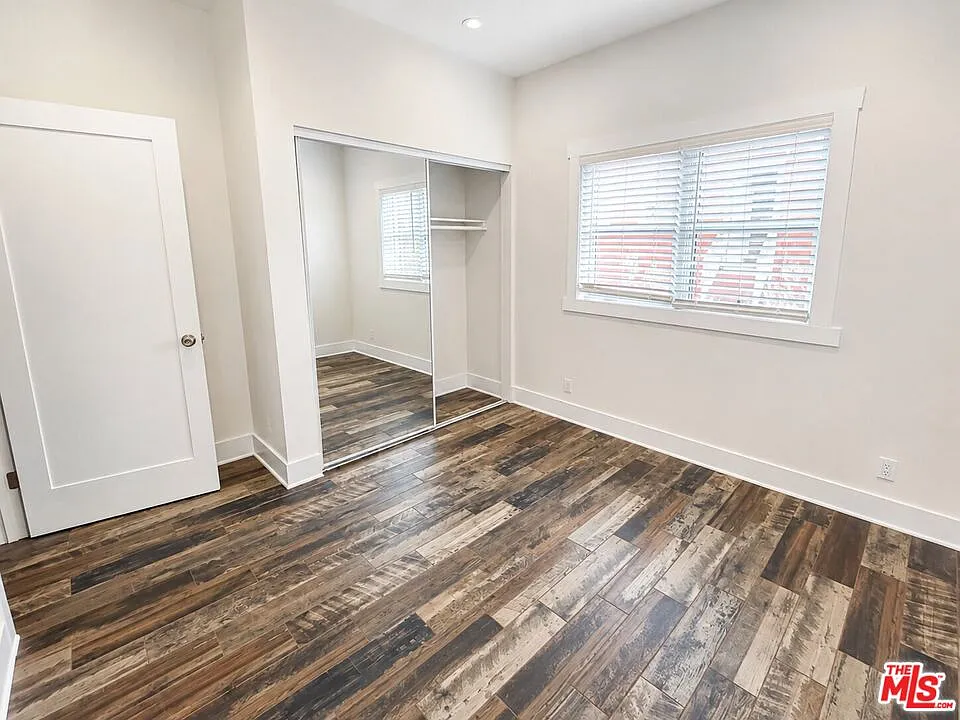 4 bed, 3.0 bath, 1200 sqft, $5,200 — Photo 4