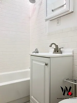 Rented by Warren T Real Estate Corp. | media 22