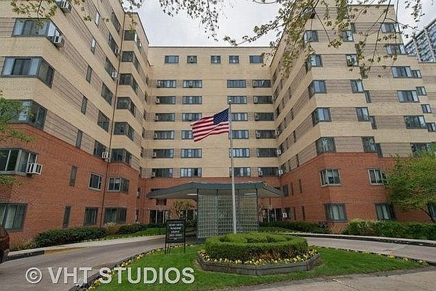 1st image of 5052 N Marine Dr APT D2
