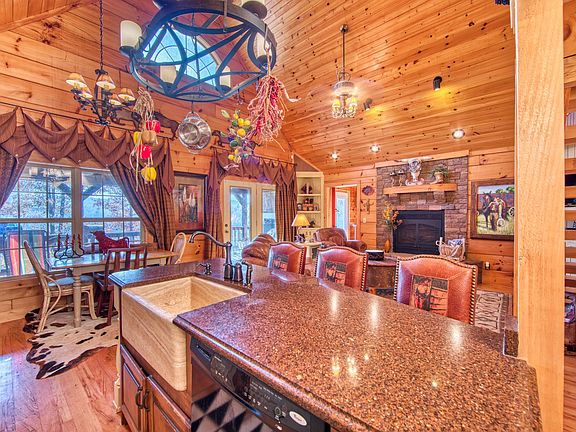 4th image of 275 Fletchers Branch Dr