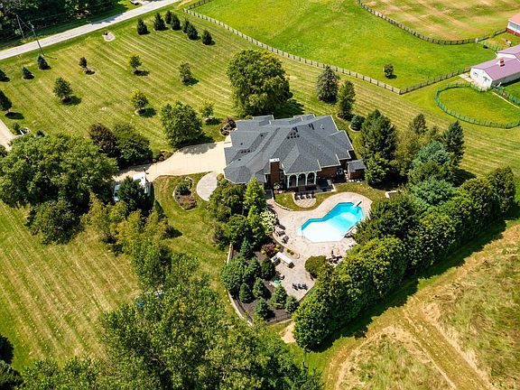 2nd image of 2205 Scheid Rd