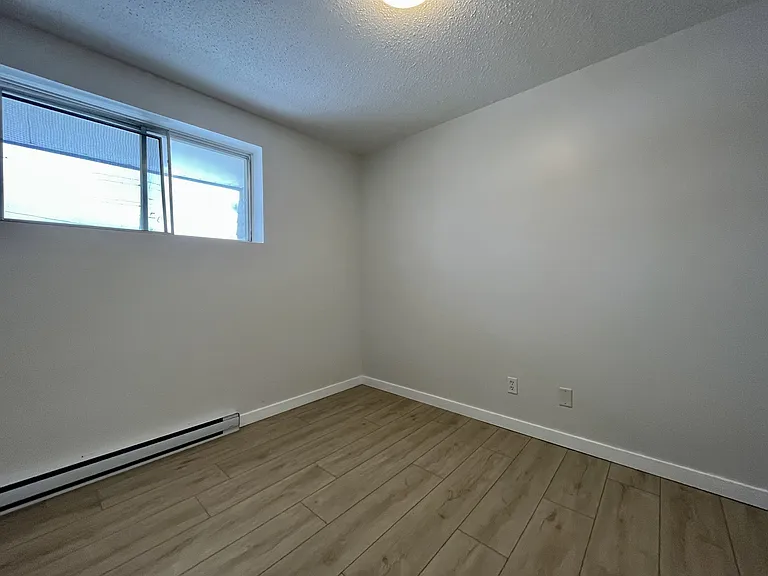 306 Balsam St #20 — Photo 13