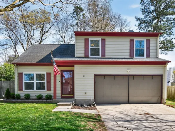 704 Frigate Dr, Newport News, VA 23608