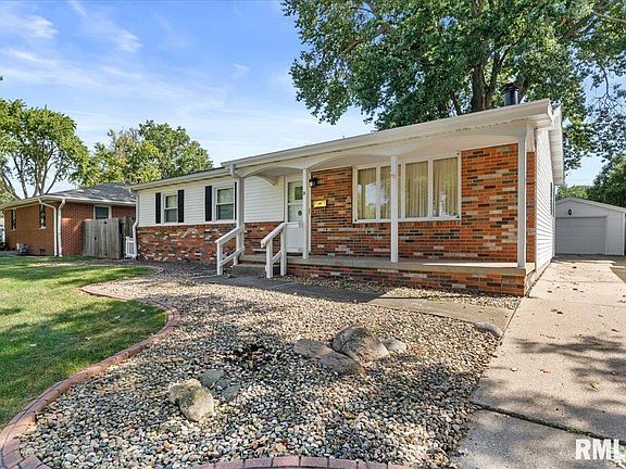 4th image of 8 Foresters Ln